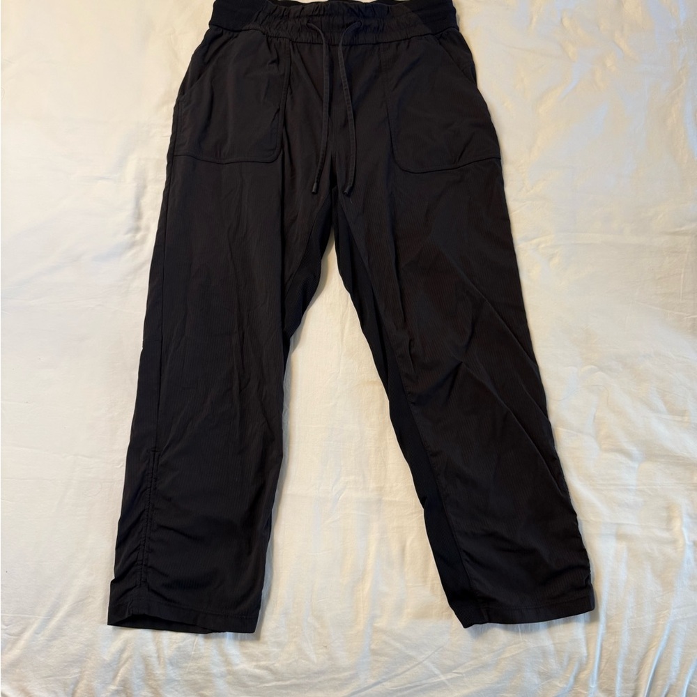 Lululemon Dance Studio Pants Cropped